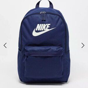 NWT Nike Heritage Padded Backpack holds 15" laptop NAVY